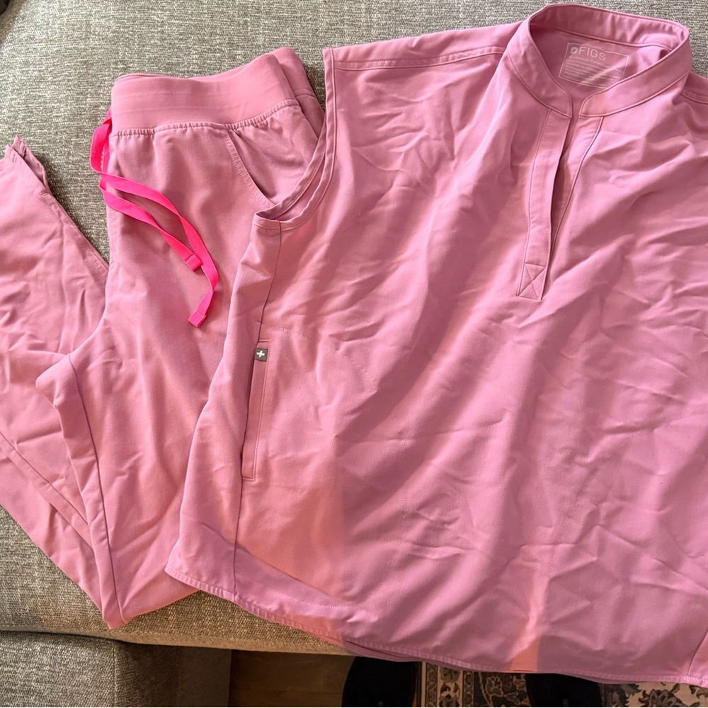 Figs Pink Medical Top & Jogger Set - Soft Rose